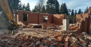 Демонтаж 1 этажного дома Киселёвск, цена от 1597 руб.